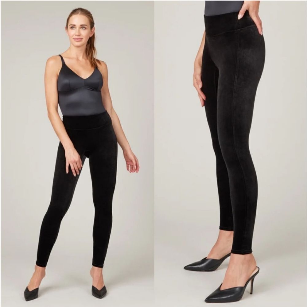 SPANX Ready to Wow Black Velvet Leggings size Medium
